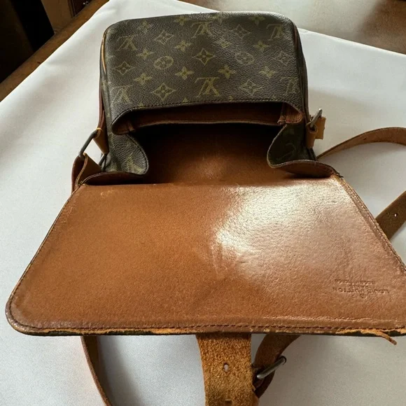 Louis Vuitton Monogram Cartouchière - Picture 10 of 11